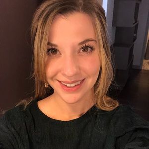 Meet your Posher, Tiara